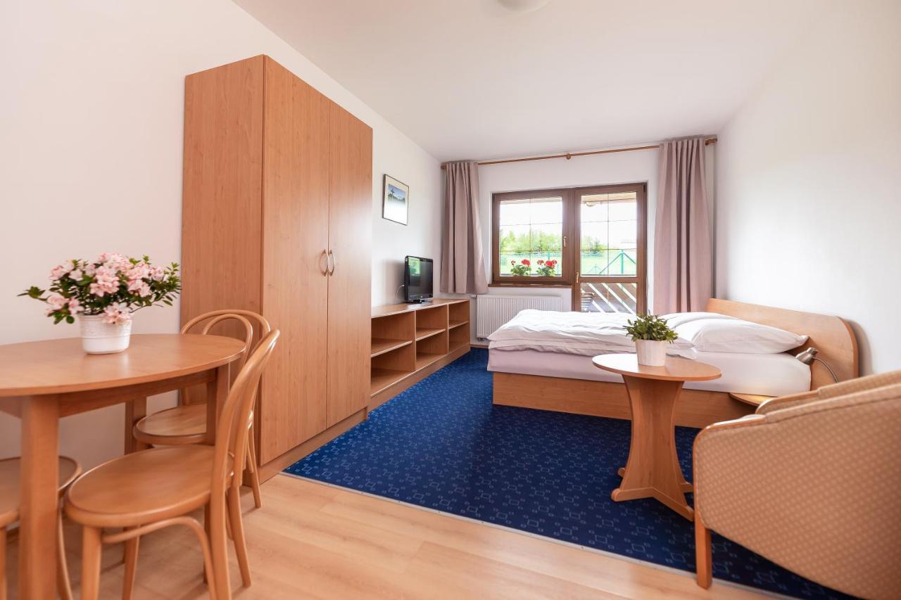 Apartmany Engadin Bozi Dar Bagian luar foto