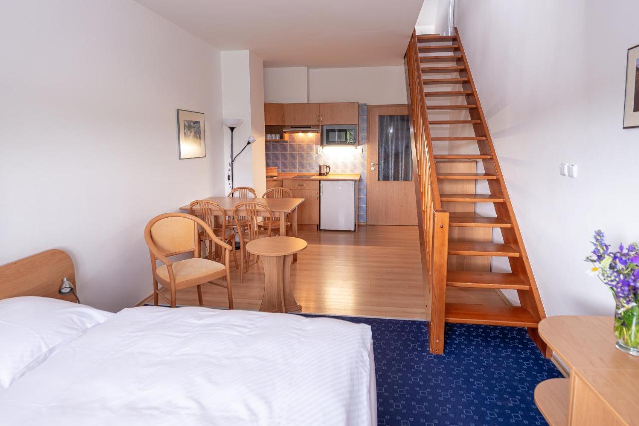 Apartmany Engadin Bozi Dar Bagian luar foto