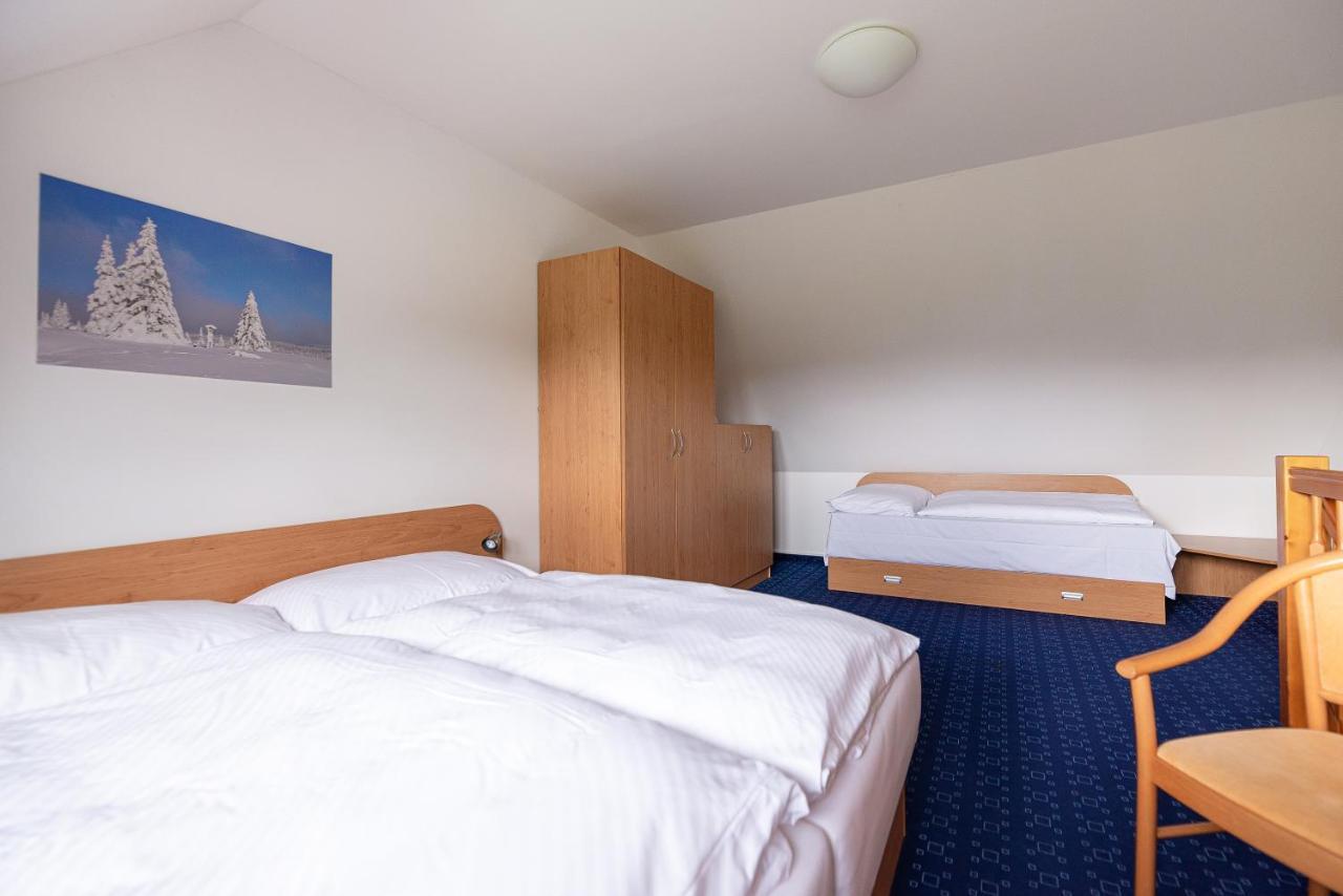 Apartmany Engadin Bozi Dar Bagian luar foto