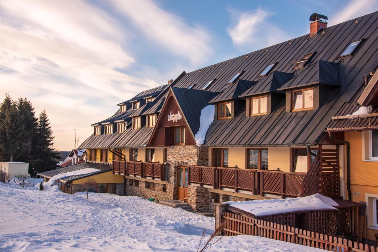 Apartmany Engadin Bozi Dar Bagian luar foto