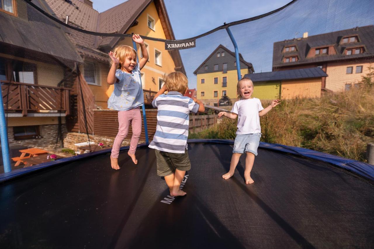 Apartmany Engadin Bozi Dar Bagian luar foto