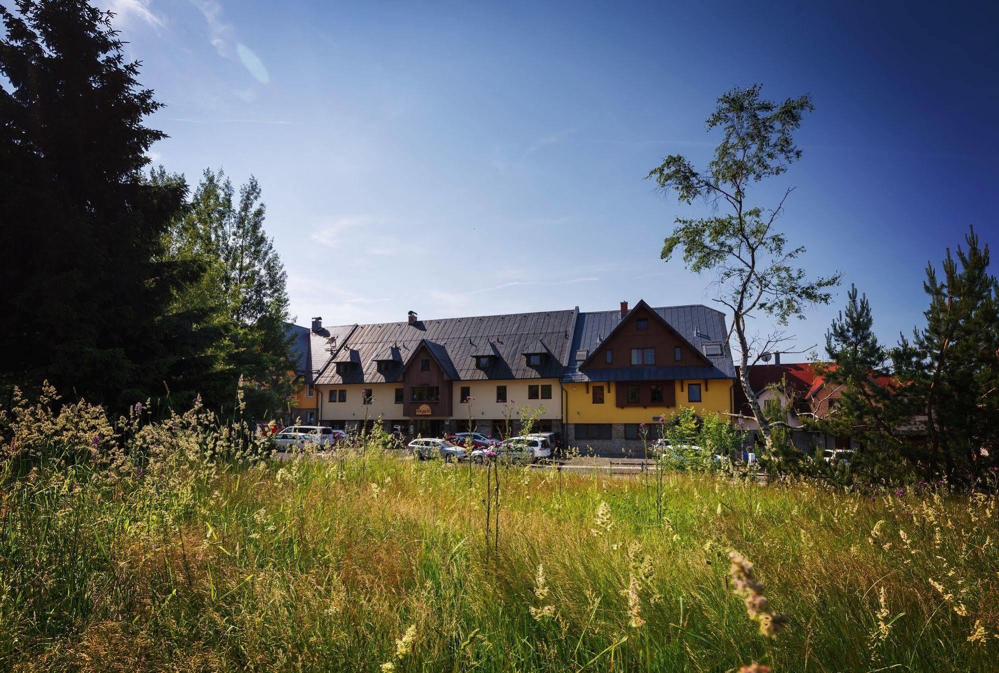 Apartmany Engadin Bozi Dar Bagian luar foto